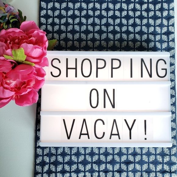 I'm KIM!!! Meet this Posher! - Picture 1 of 7